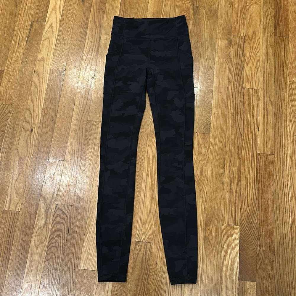 **SOLD**Lululemon Invigorate High Rise Leggings with pockets - Picture 2 of 8